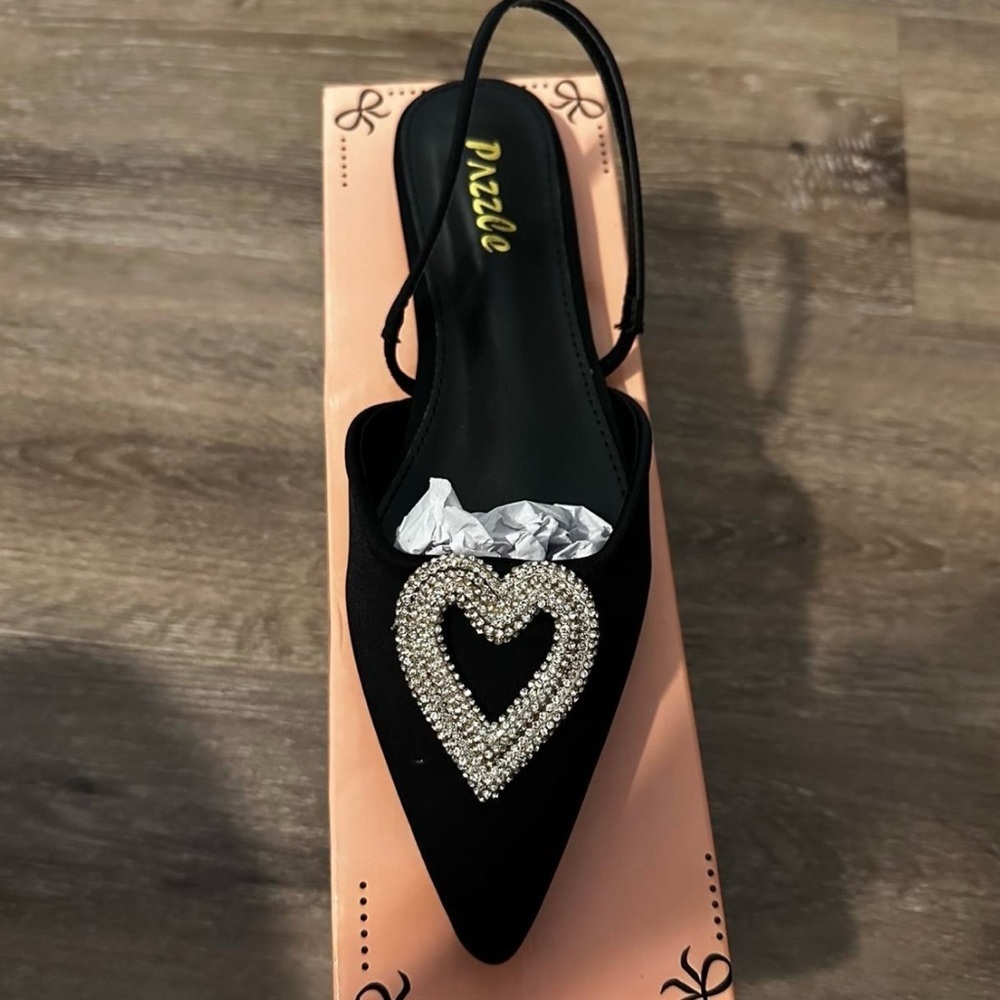 Elegant Black Flats with Sparkling Heart Detail